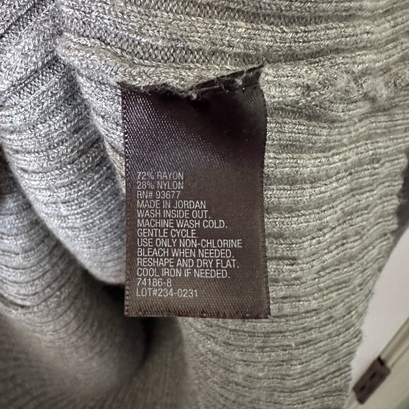 Tall Woman’s Worthington Light Gray Ribbed Sweater - Picture 3 of 3